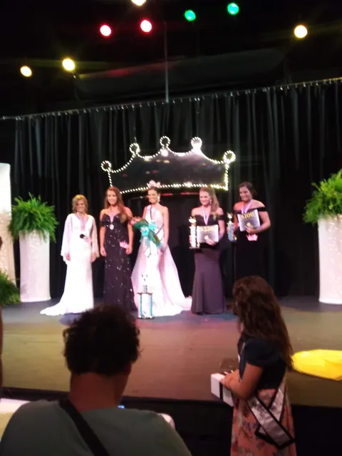 Merle Travis Music Center