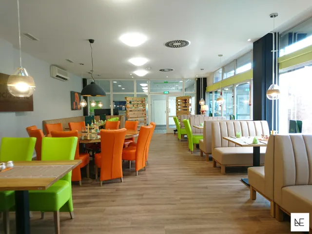 Kochhütte Ausbildung Restaurant - QualifizierungsCENTRUM der Wirtschaft GmbH