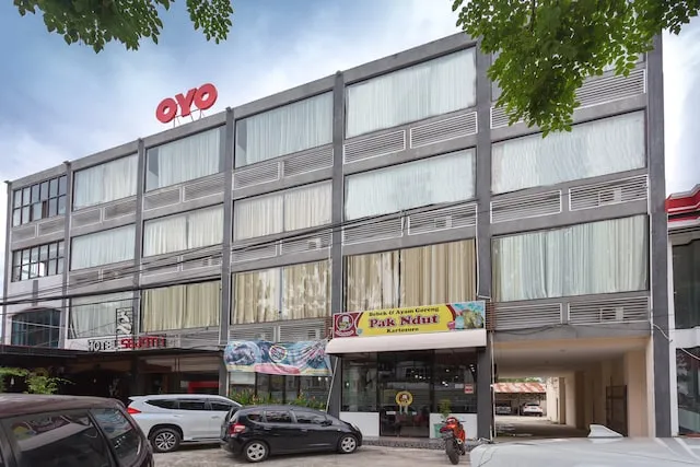 OYO 663 Hotel Sejati