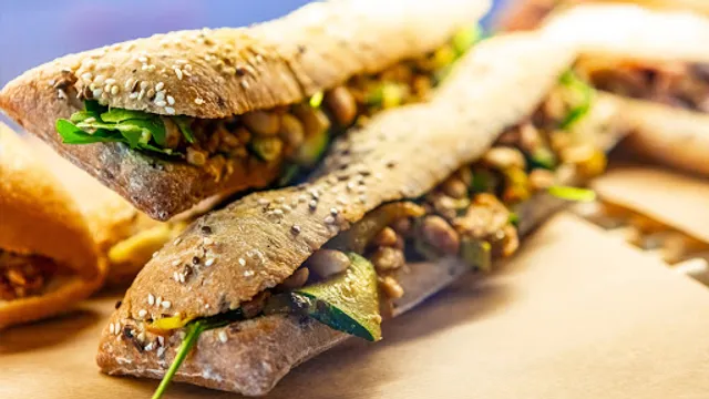 IZEE Port de Commerce