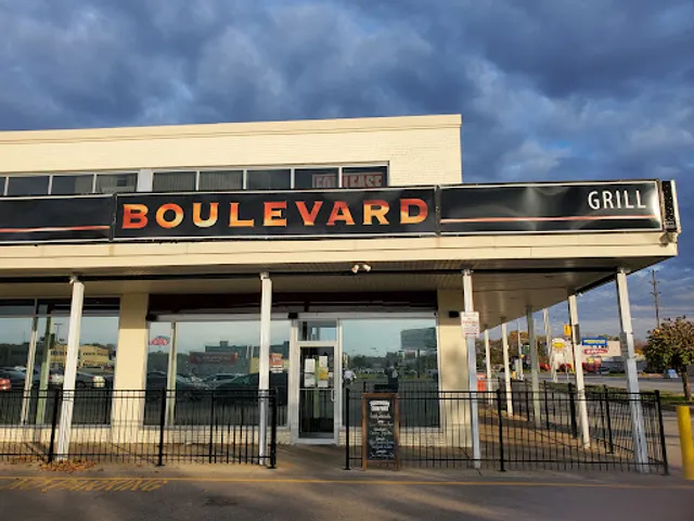 Boulevard Grill