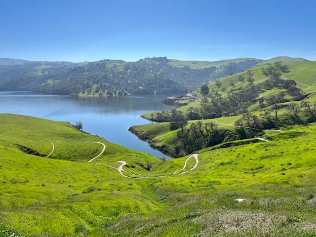 Del Valle Lake Trail