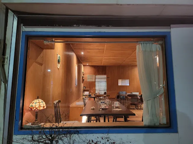 Cafe Gyeonghwa Station