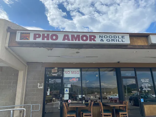 Pho Amor Kitchen & Grill