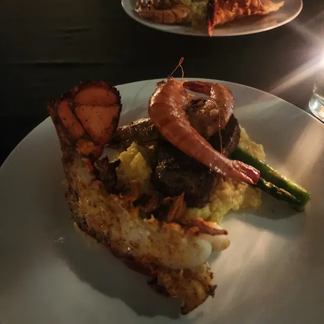 Gozo Kitchen & Lounge