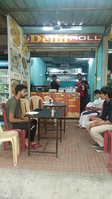 Delhi spice roll Hut