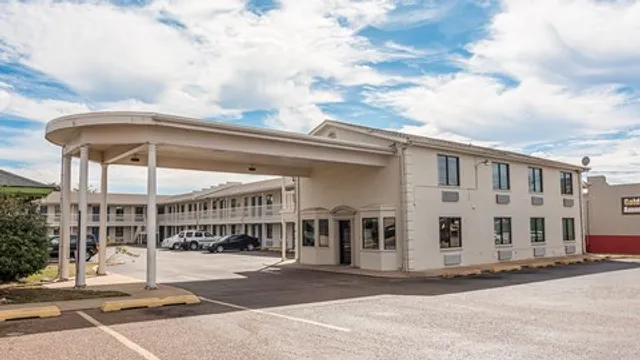 Motel 6 Texarkana, AR