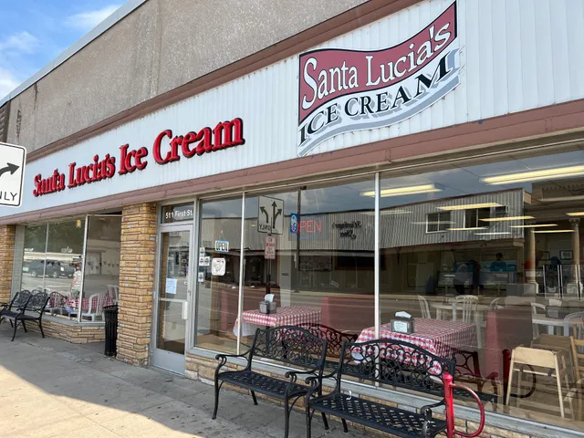 Santa Lucia's Ice Cream