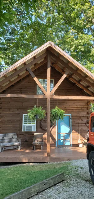 Bit Of Country Cabins and Bed & Breakfast