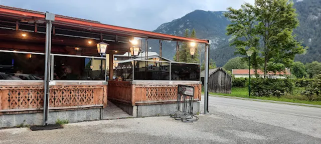 Peter's Grill - Peter Majoros