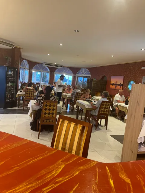 Curry Junction Restaurante