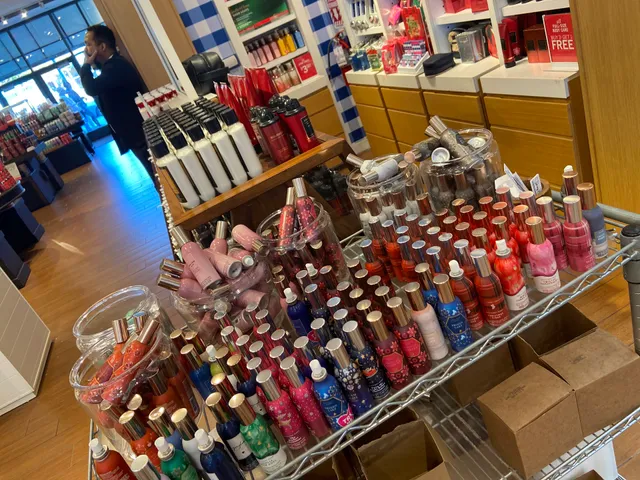 Bath & Body Works