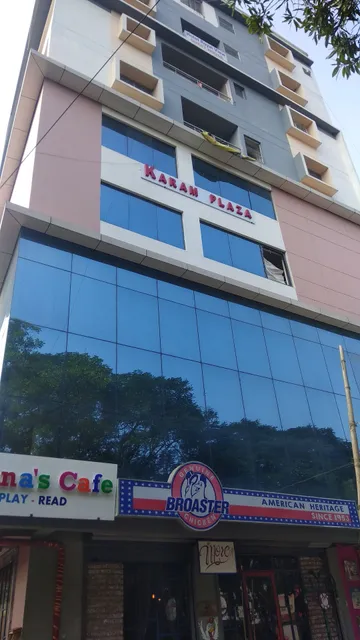 OYO 72177 Hotel Royal View