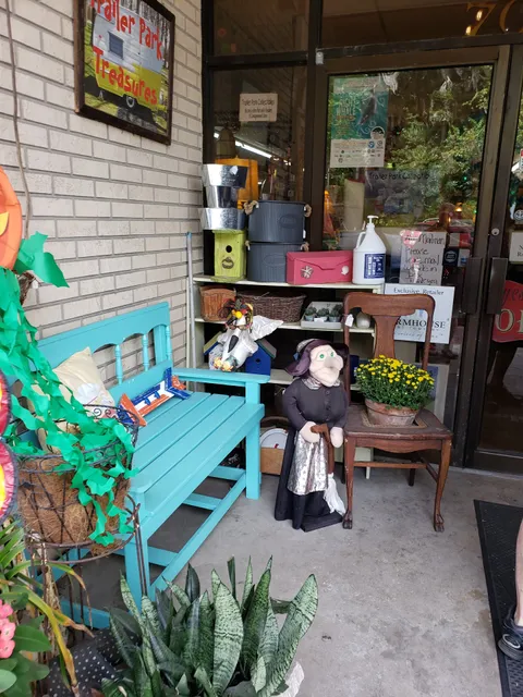 Trailer Park Collectibles