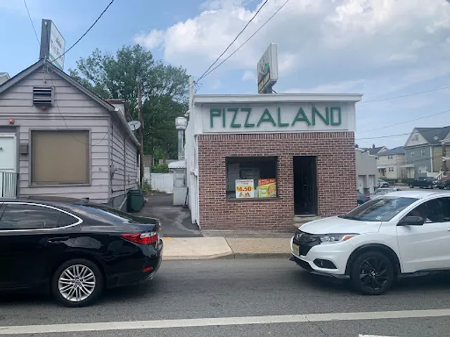 Pizza Land