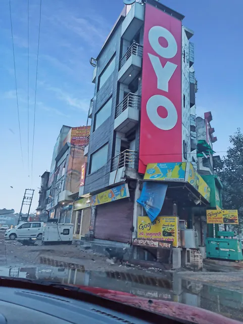 OYO Hotel Expressway