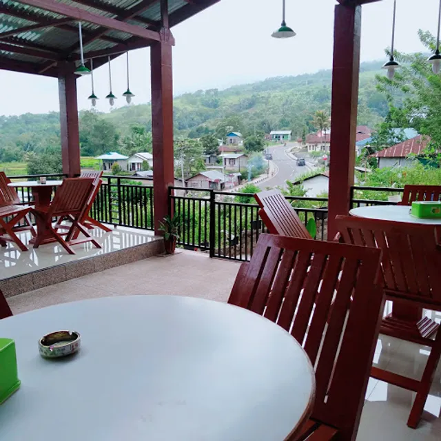 Cafe MOOn& resto free wi-fi