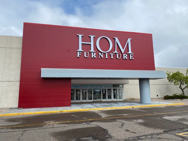 HOM Furniture