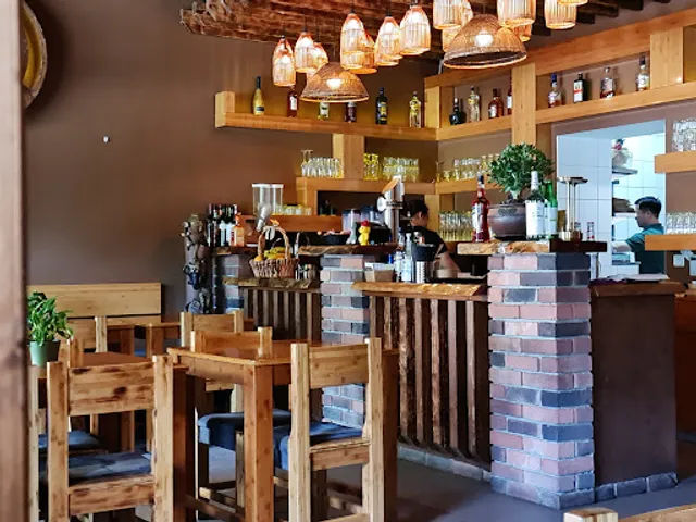 Mom's Creation Vegan Restaurant Friedrichshain