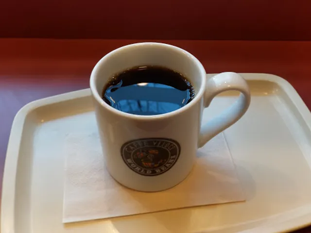 Caffè Veloce - Shinjuku 5-chome