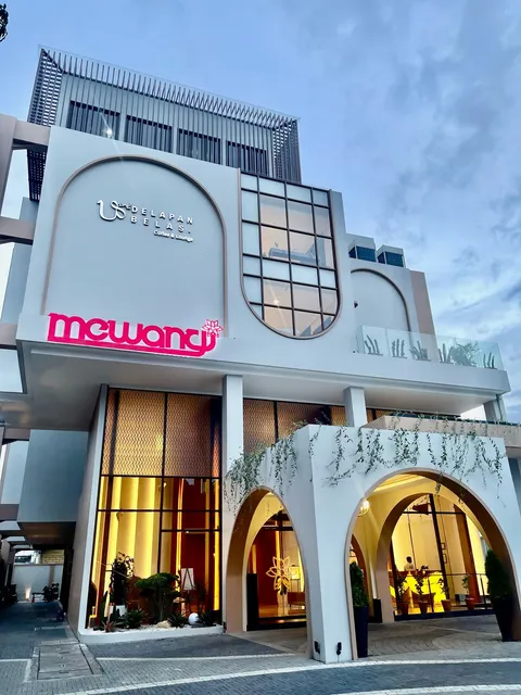 Mewangi Hotel