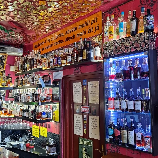 Barborská - cocktail and champagne bar