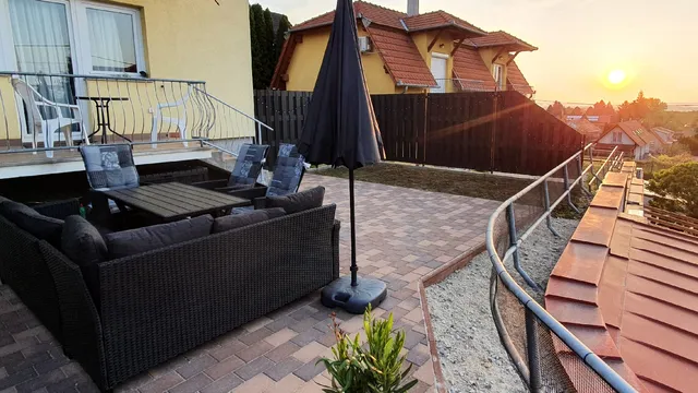 Hillside Garden Apartman