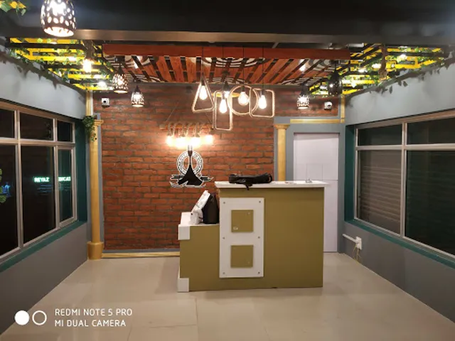 CHUNK CITY The Restaurant