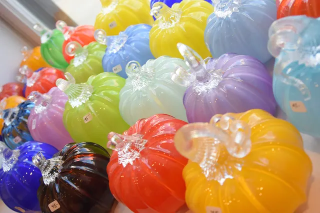 Thames Glass Glassblowing Studio and Gallery