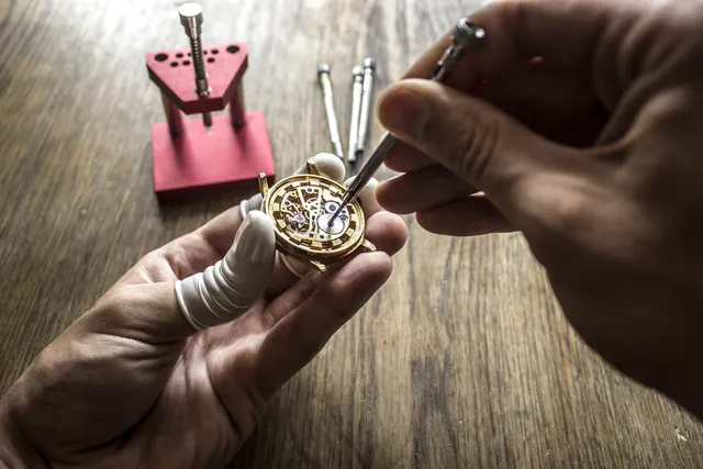 The Jewelers Workbench