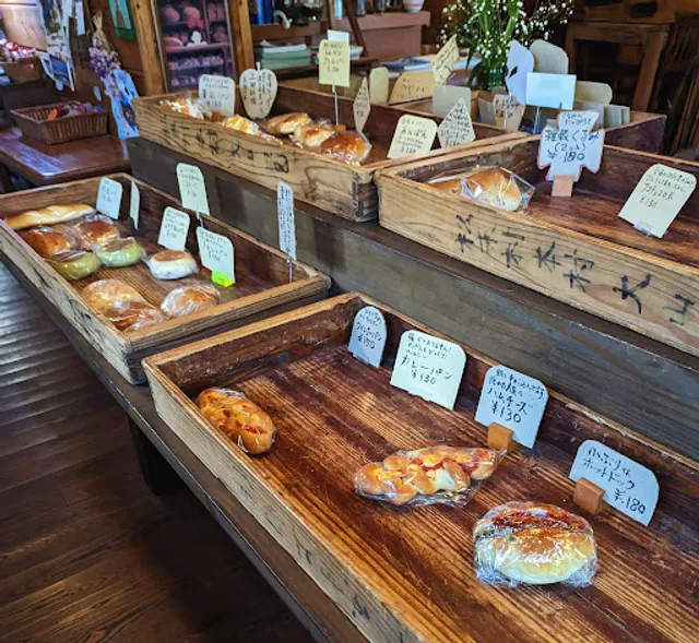 手作りパンうえだ