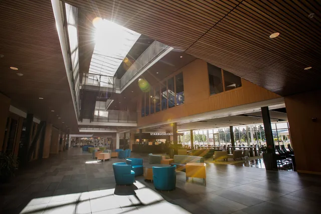 John J. Hemmingson Center