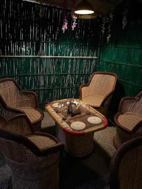 THE AMER RESTAURANT &CAFE