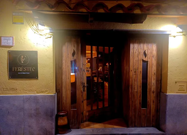 FERÉSTEC GASTROBAR 17190