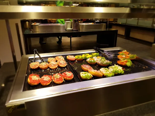 CITTI RESTAURANT-CAFÉ