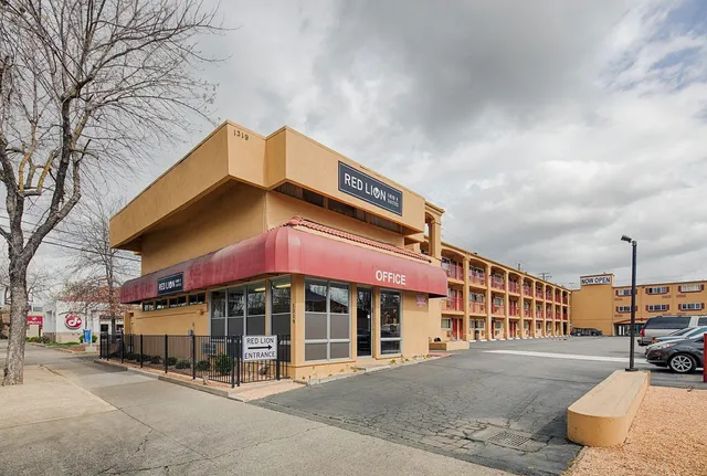 Roy Inn & Suites -Sacramento Midtown
