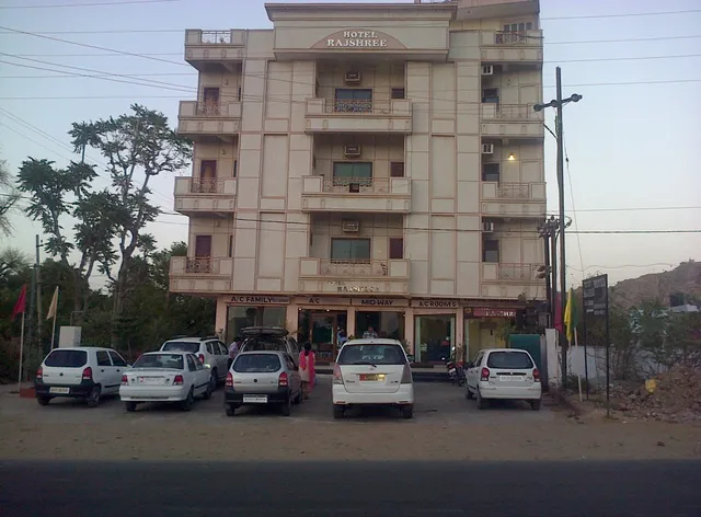 OYO Hotel Rajshree Pushkar