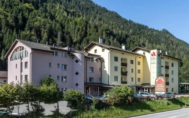 Hotel Restaurant Pizzeria Alpina