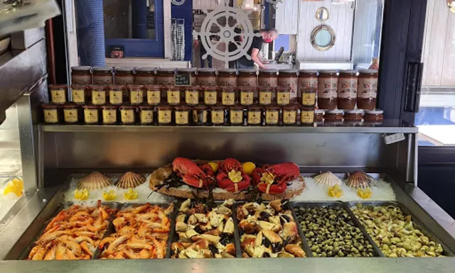 PERLOSTREA RESTAURANT