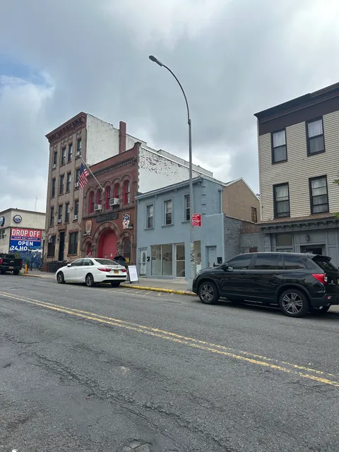 Thomas VanDyke Gallery