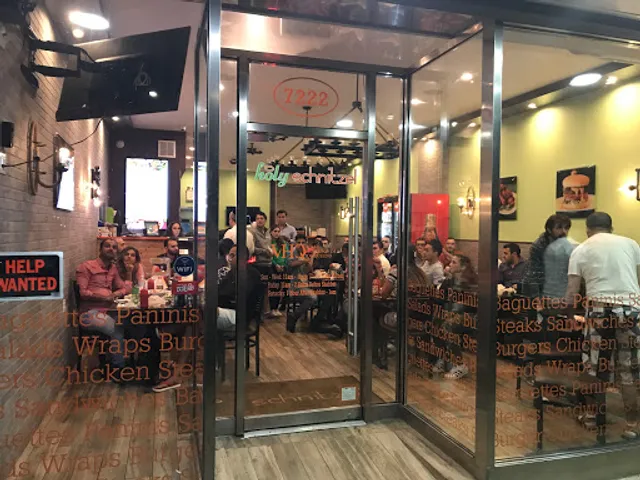 Holy Schnitzel (Queens)