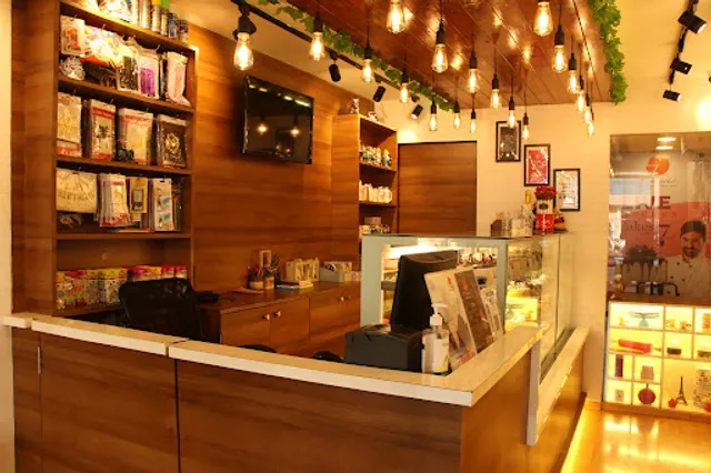 7th Heaven Thakur Village