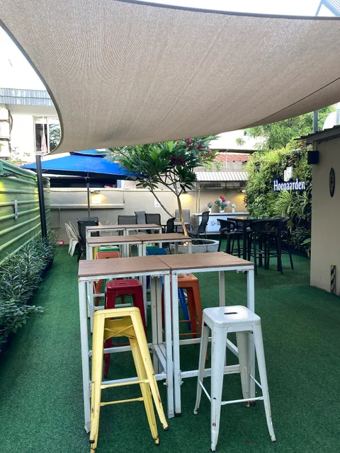 Lazy Lizard - Pasir Panjang