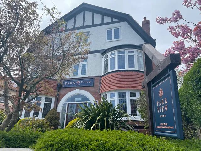 Park View Apartment & Rooms