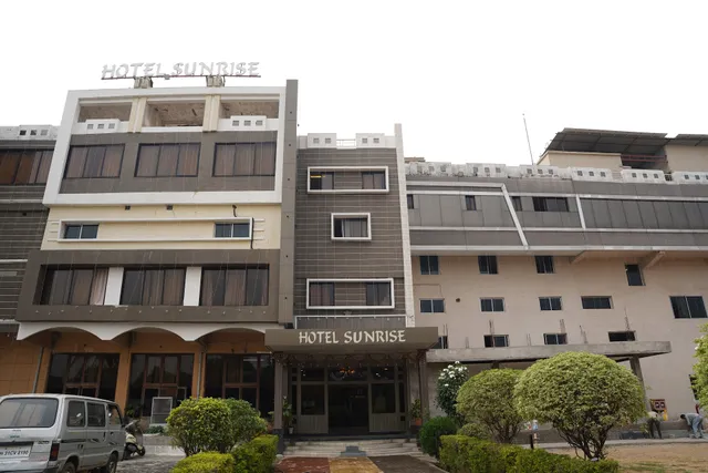 Hotel Sunrise N Resorts