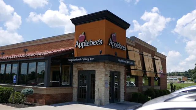 Applebee's Grill + Bar