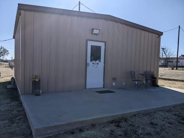 Urban Hidden Acres RV & Mobile Home