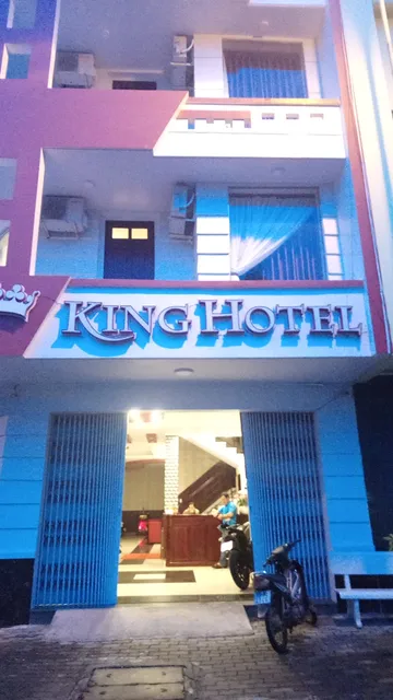 King Hotel 2