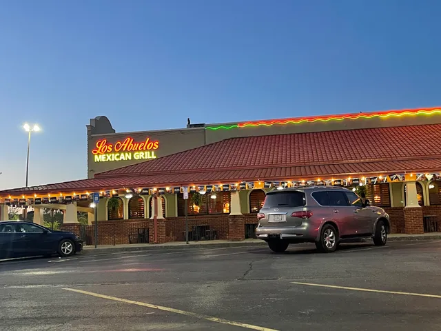 Los Abuelos Mexican Grill