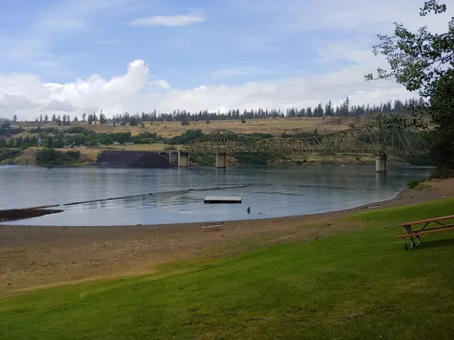 Fort Spokane Picnic Area & Beach